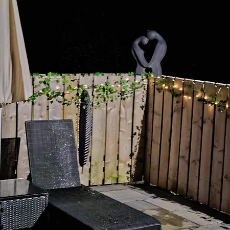 Croi Beag Luxury Omeath *