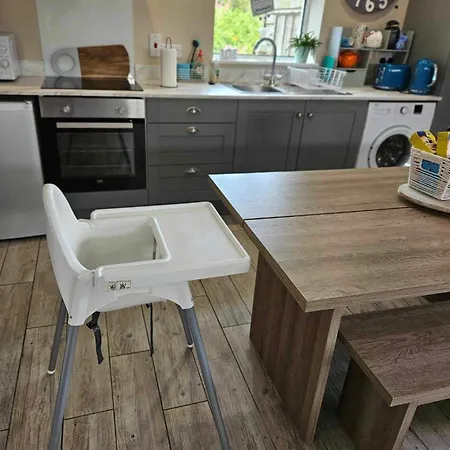 Croi Beag Luxury Omeath Apartment