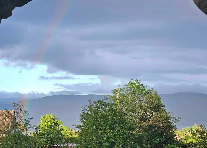 Croi Beag Luxury Omeath * דאנדלק